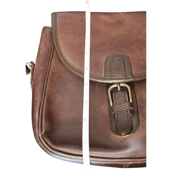 Vintage Brown Leather Crossbody Bag With Adjustable Strap & Buckle Detail - Picture 5 of 6
